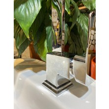 İsaoğlu Lavabo Bataryası Kare Banyo Lavabo Musluğu Yüksek Model 360 Derece Hareketli Lavabo