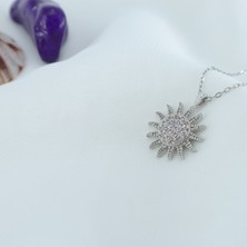 Neva Jewelry 925 Ayar Favori Zirkon Taşlı Güneş  Modelli Gümüş Kolye
