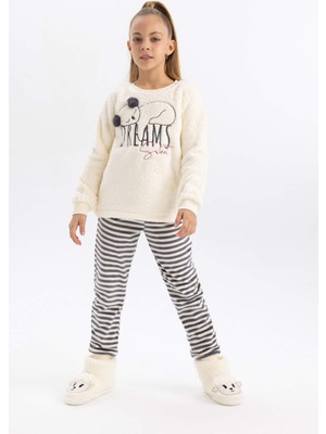 DeFacto Kız Çocuk Baskılı Pelüş Uzun Kollu Pijama Takımı A9861A823WN