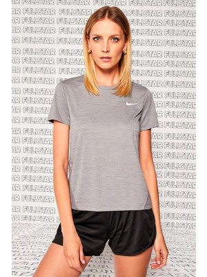 Nike Miler Dri Fit Tee Sırt Hava Panelli Koşu Spor Antrenman Tişörtü Gri
