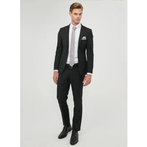 ALTINYILDIZ CLASSICS Erkek Siyah Ekstra Slim Fit Dar Kesim Kırlangıç Yaka Yünlü Su Ve Leke Tutmayan Nano Takım Elbise
