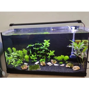 Shark Akvaryum Aydınlatma Sistemleri 25 cm ( 30-35 cm uyumlu)  Fullspectrum 4 Renk, 4sıra Osram Marka Ledli