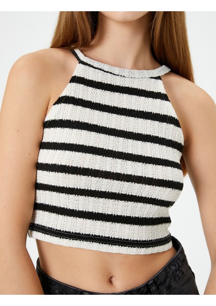 Crop Halter Yaka Üst Kroşe Slim Fit