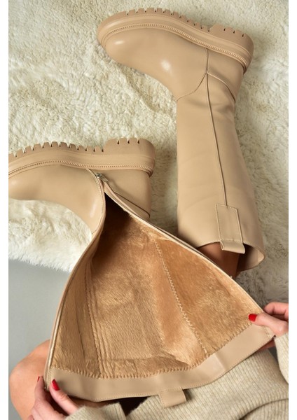 R312401309 Ten Kalın Tabanlı Kadın Çizme fiyatları