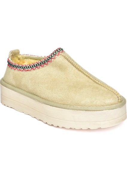 R612047302 Bej Süet Tabanlı Kadın Terlik indirimleri