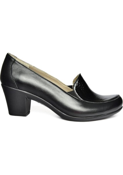 R908020603 Siyah Deri Kalın Topuklu Kadın Ayakkabı fiyatları