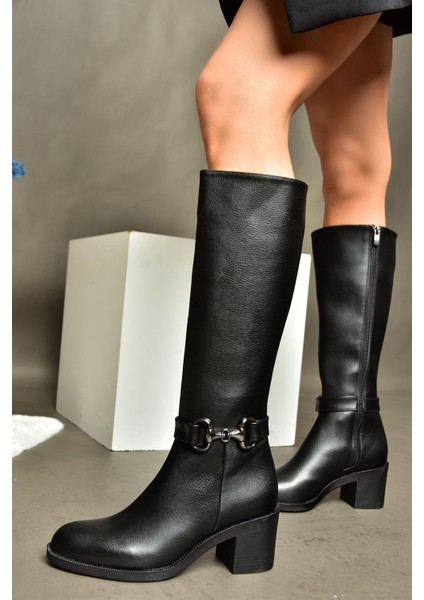 R404802709 Siyah Alçak Topuklu Kadın Çizme