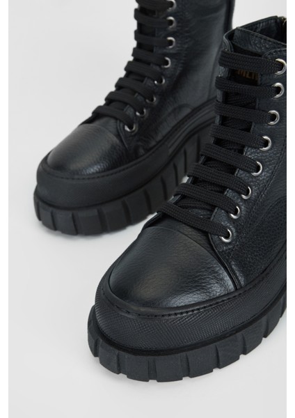 Kadın Siyah Floter Deri Casual Bot 775 40468 Bn Bot SK23/24 modelleri