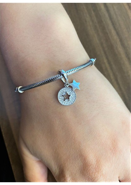 Kadın Yıldız Model Taşlı Charm fiyatları