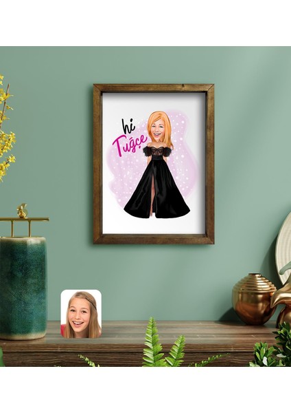 Kişiye Özel Barbie Karikatürlü Portre Doğal Masif Ahşap Çerçeveli Tablo 45X65CM-3, Barbie Filmi, Barbie Hediyelik Eşya, Arkadaşa Hediye