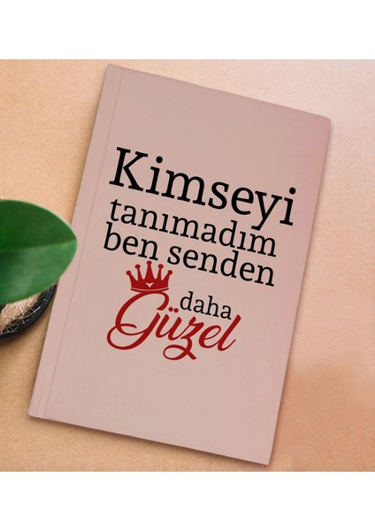 Kimseyi Görmedim Ben Tasarımlı Pembe Sert Kapaklı Defter ve Middle Kupa Seti-4