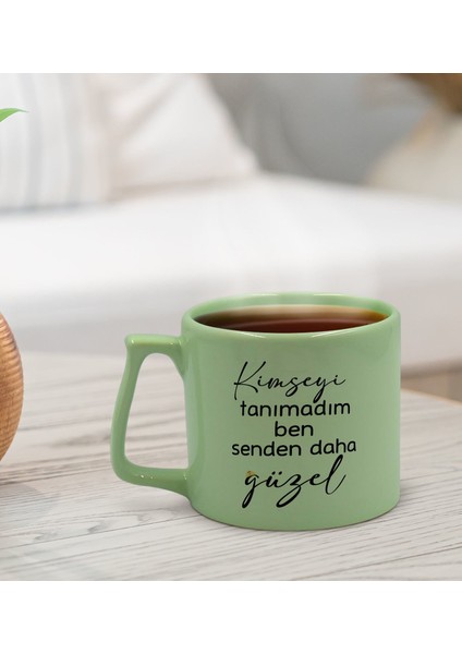 Kimseyi Görmedim Ben Tasarımlı Su Yeşili Sert Kapaklı Defter ve Middle Kupa Seti-3