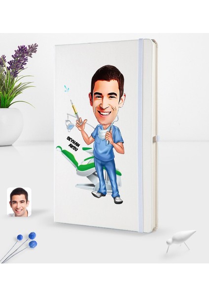 Kişiye Özel Erkek Diş Hekimi Karikatürlü Beyaz Termo Deri Defter 16X24CM Model 4