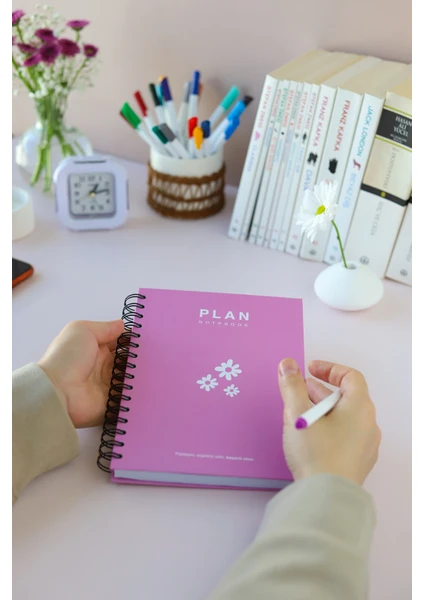 Deep Notebook Süresiz Planlayıcı Ajanda A5 Spiralli Pembe Çiçek Renkli Tasarım