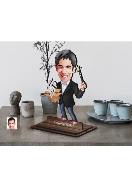 Kişiye Özel Sihirbaz Karikatürlü Ahşap Biblo-1 , Arkadaşa Hediye , Sevgiliye Hediye, Kişiye Özel Biblolar modelleri