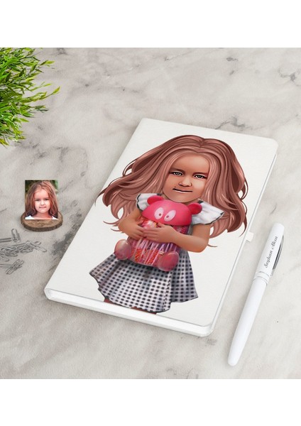 Kişiye Özel Kız Çocuk Illüstrasyon Tasarımlı Beyaz Defter ve Kalem Hediye Seti-1 fiyatları