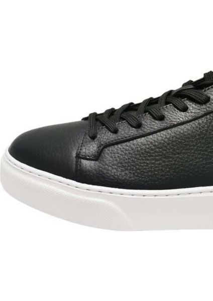 Beyaz Taban Siyah Sneaker modelleri