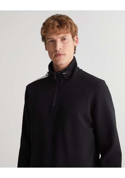 Erkek Siyah Regular Fit Yarım Fermuarlı Logolu Sweatshirt 2523343T.5