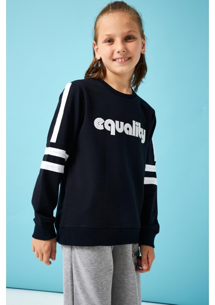 Equality Nakış Detaylı Erkek Çocuk Sweatshirt Lacivert