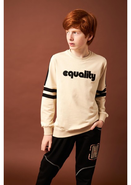 Equality Nakış Detaylı Erkek Çocuk Sweatshirt Taş