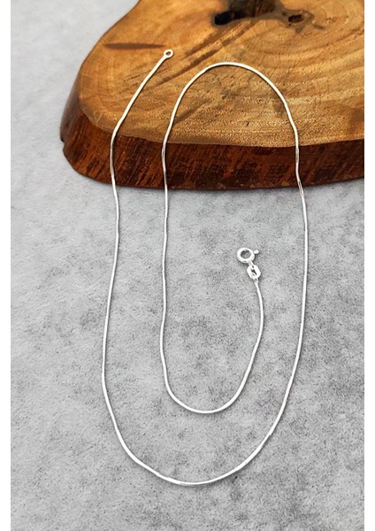 İtalyan Yassı Gümüş Kolye Zincir 50 cm Kadın 925 Ayar Gümüş Zincir ZNC-31