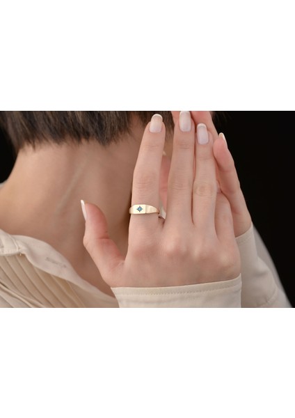 Minimal Turkuaz Kutup Yıldızlı Şövalye Kadın Yüzüğü 14 Ayar Altın modelleri