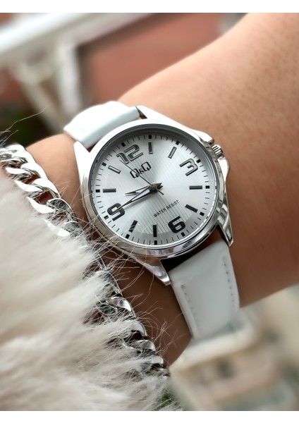 Marka Beyaz Deri Kordon Kadın Kol Saati+Bileklik fırsatları