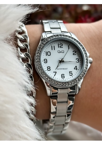 Çelik Kordon,sugeçirmez,2yıl Garantili Gümüş Renk Küçük Kasa Taşlı Kadın Kolsaati+Bileklik modelleri