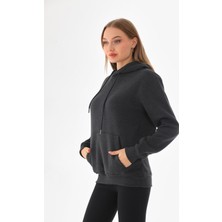 Alinda Kapüşonlu 3 Iplik Şardonlu  Kanguru Cepli Bayan Sweatshirt