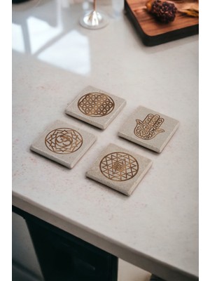 Fatma Ananın Eli Yaşam Çiçeği Temalı Doğal Taş Traverten Bardak Altlığı 4 Lü Set