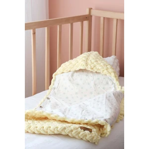 Şapkalı Düğmeli Bebek Yatağı 0-12M Açık Sarı Unisex Kışlık Taşınabilir Kundak Alize Puffy Organik Sertifika