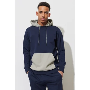 ALTINYILDIZ CLASSICS Erkek Lacivert Standart Fit Normal Kesim Kapüşonlu Cepli Sweatshirt