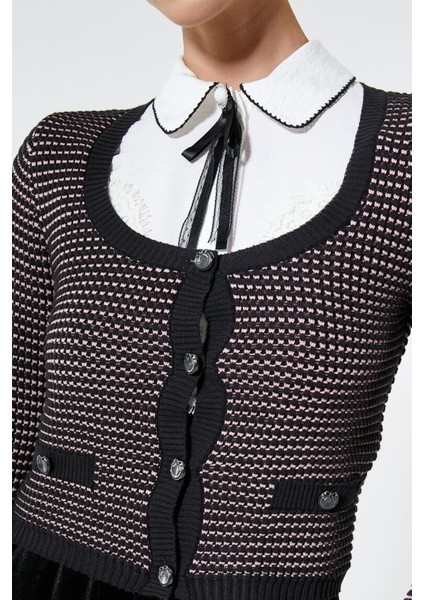 Kadın Örgü U Yaka Düğmeli Cep Detaylı Crop Hırka 4WAK90339HT modelleri