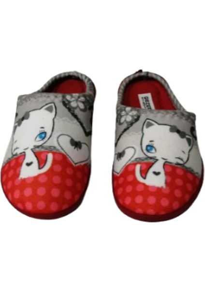 Kız Çocuk Gri-Kırmızı Kedi Figürlü Ev Içi Ultra Hafif Kaymaz Taban Kız Çocuk Terliği GZRTR5288 modelleri