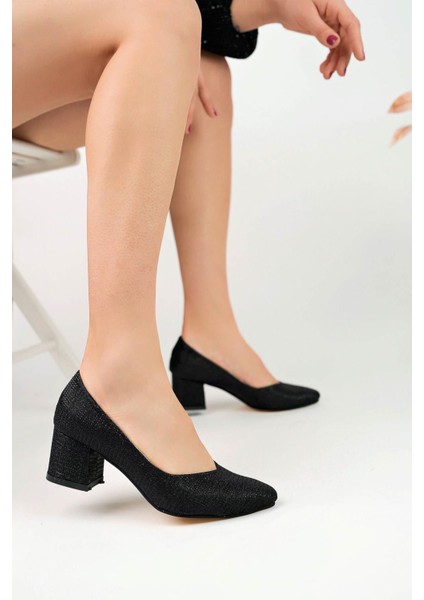 Ökçeli Sivri Kalıp Siyah Star Kadın Ayakkabı fiyatları