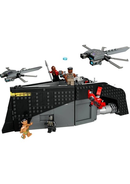 Super Heroes 76214 Black Panther: War On The Water