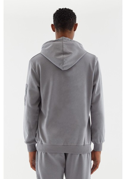 Erkek Kapüşonlu Sweatshirt indirimleri