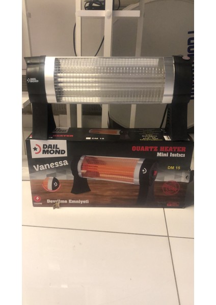 Vanessa 1500W Qartz Isıtıcı Elektrikli Ayak Sobası