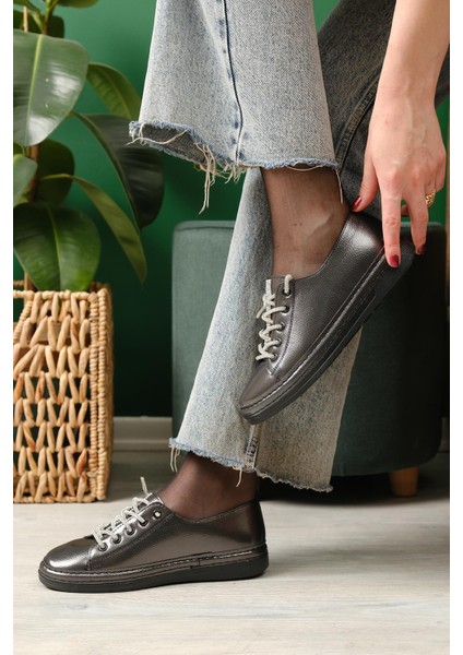 Jola Anne Genç Bağcıklı Taş Detaylı Spor Günlük Ayakkabı fırsatları