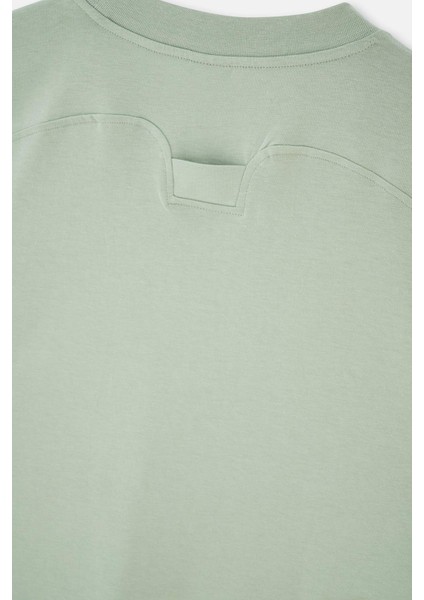 Yeşil Kısa Kollu Oversıze Tshirt fırsatları