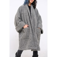 Yumuşak Keçe Buklet Kumaştan Geniş Yakalı Cepli Oversize Kısa Kaban Unisex