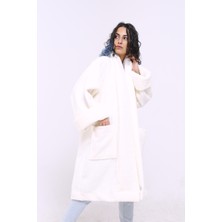 Yumuşak Keçe Buklet Kumaştan Geniş Yakalı Cepli Oversize Kısa Kaban Unisex