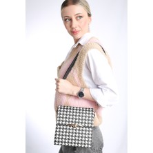 Star Tombis 20X18CM Kapaklı Ayarlanabilir Askılı Baget Çanta