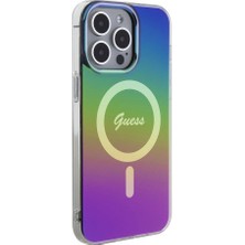 Guess iPhone 15 Pro Uyumlu Kılıf Guess Orjinal Lisanslı Magsafe Şarj Özellikli Yazı Logo Iridescent Siyah