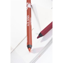 Uzun Süre Kalıcı Suya Dayanıklı Dudak Kalemi - Staying Power Lip Pencil 56 Wild Red