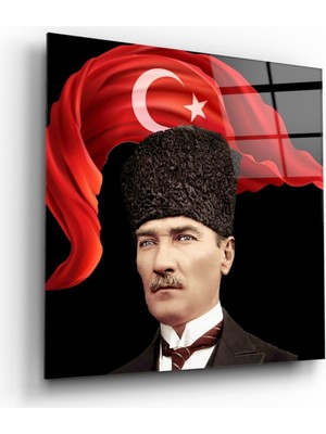 Atatürk ve Bayrak Cam Tablo