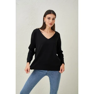 Kadın Siyah V Yaka Salaş Triko Kazak