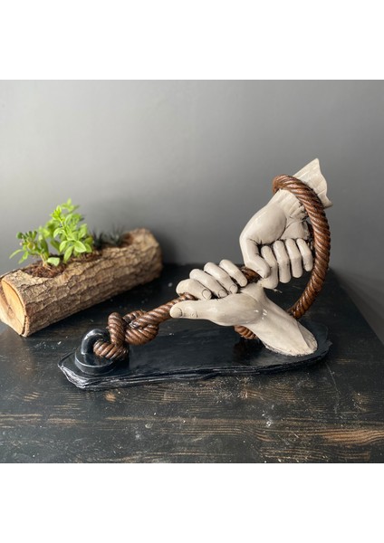 Dekoratif Halat Tutan Çeken El fırsatları