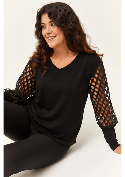 Kadın Büyük Beden Transparan File Kol Detaylı Siyah Bluz