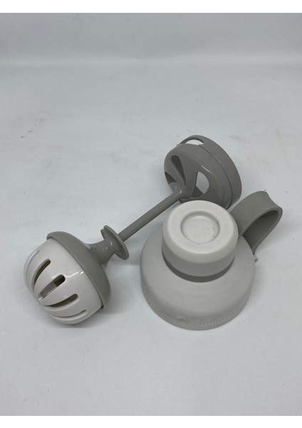 Tea Cup Süzgeçli Tritan Matara Beyaz 680 ml St- 6637 fiyatları